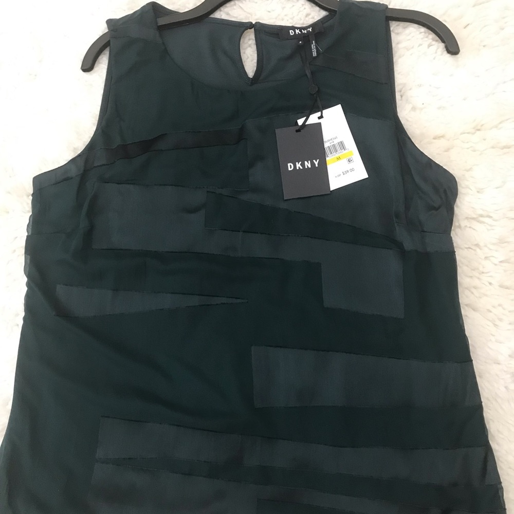 NWT  DKNY